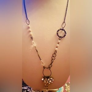 EUC PLUNDER LONG CHAIN CHARM NECKLACE WITH FAUX PEARLS AND RHINESTONES!